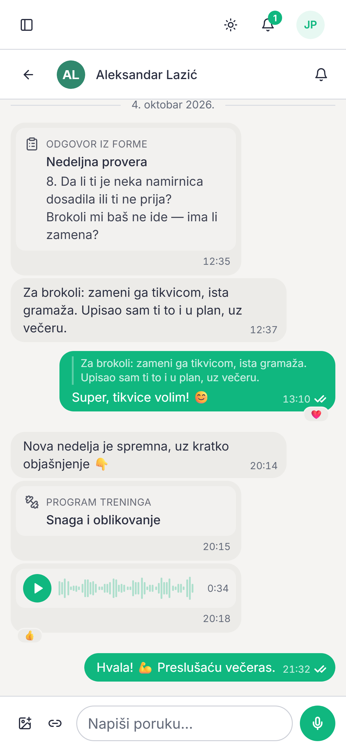 Prepiska trenera i klijenta na telefonu, sa priloženom vežbom iz programa.
